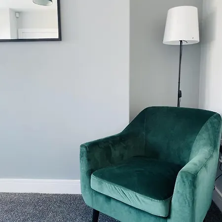 Gateway Getaway In Horsforth Sleeps 7 Будинок відпочинку