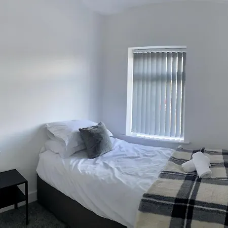 Tatil Evi Gateway Getaway In Horsforth Sleeps 7